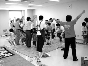 つながり遊びうた(夏休み子ども特別講座)