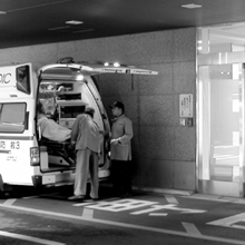 救急車による「ER-YOKKAICHI」への搬送
