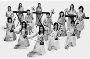 女子十二楽坊