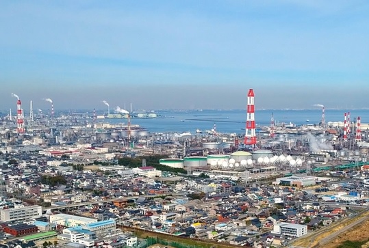 空から見たコンビナート